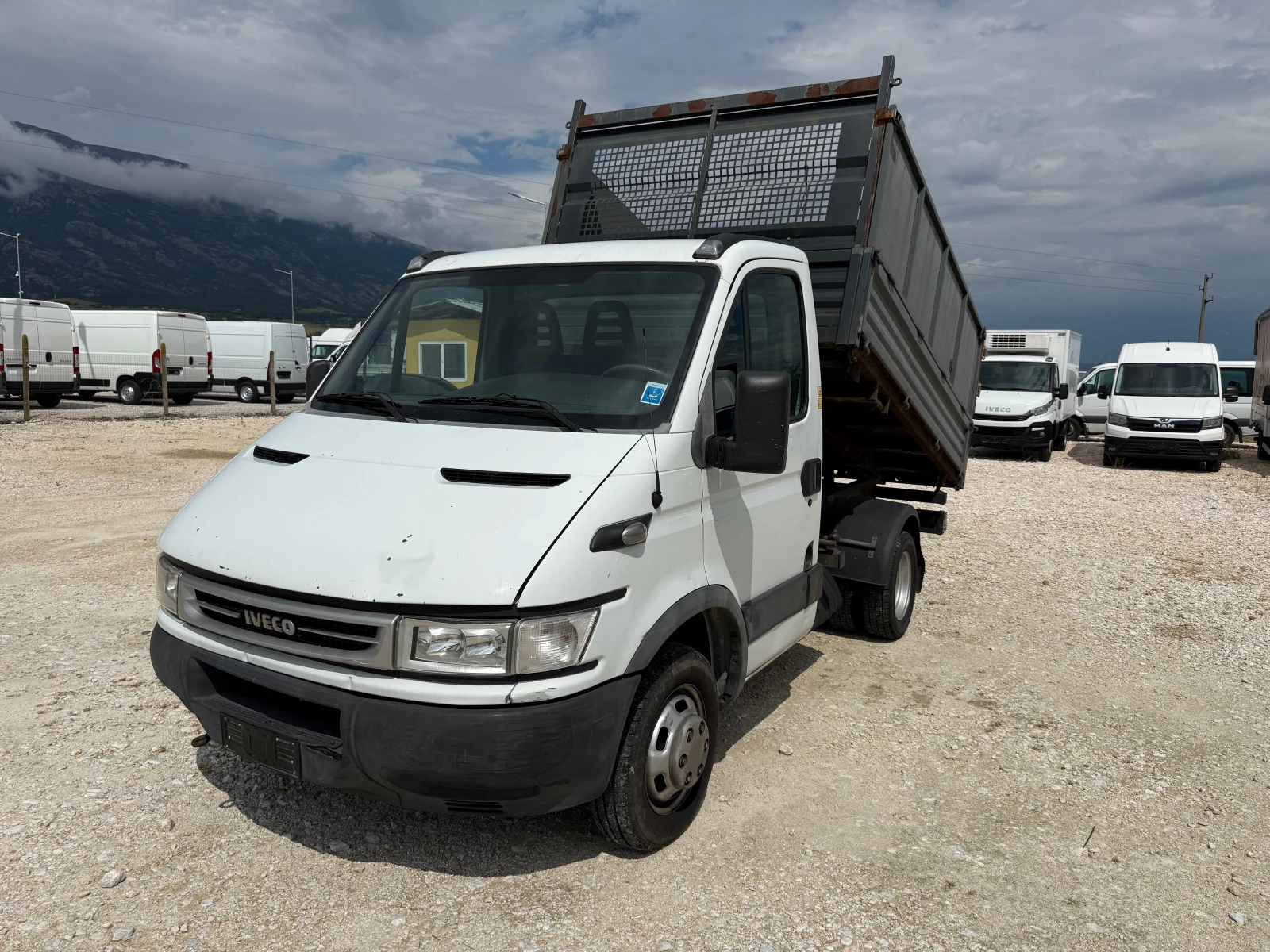 Iveco Daily 35C10 ТРИСТРАНЕН САМОСВАЛ