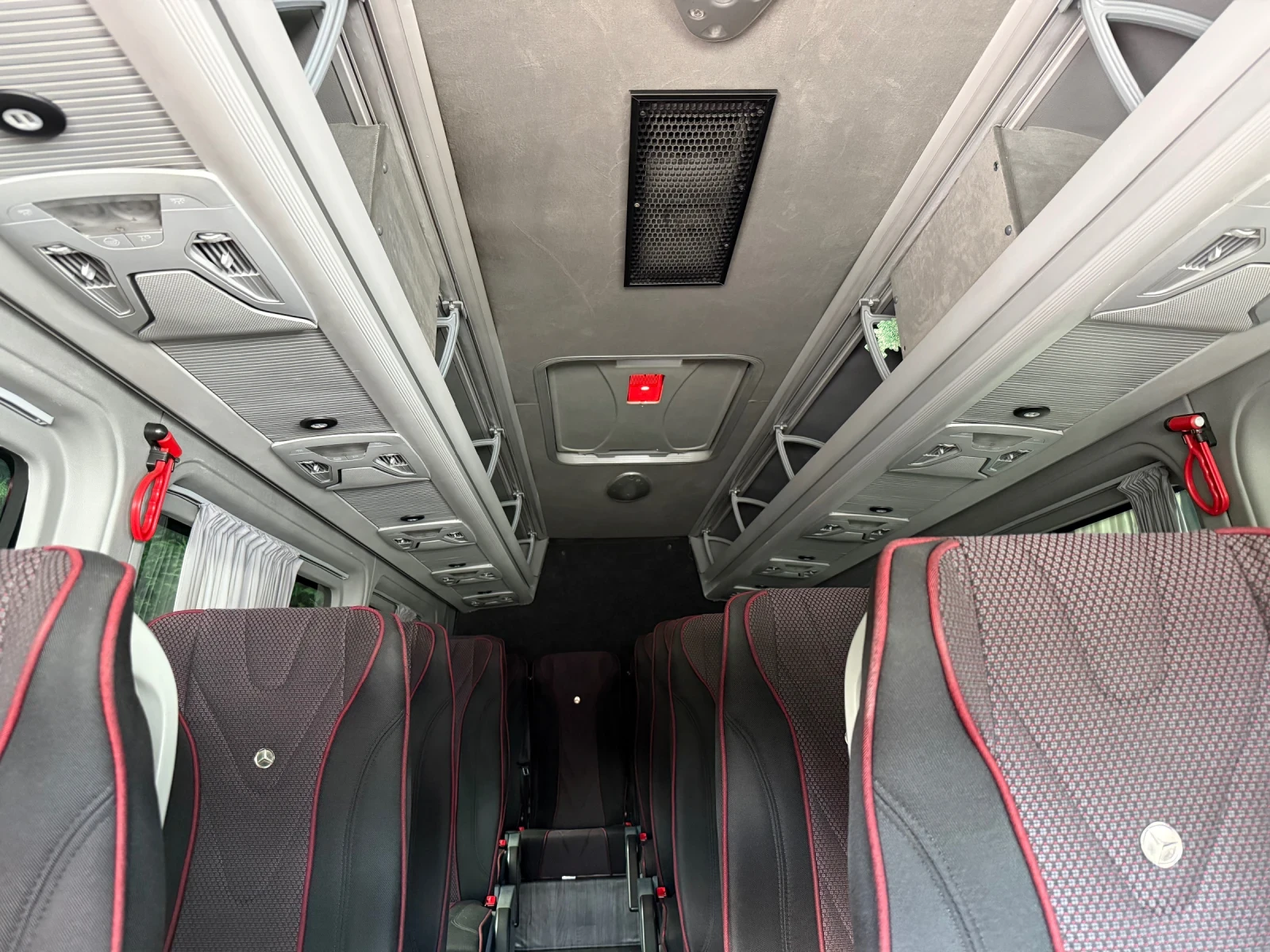 Mercedes-Benz Sprinter 516, снимка 10 - Бусове и автобуси - 55093754