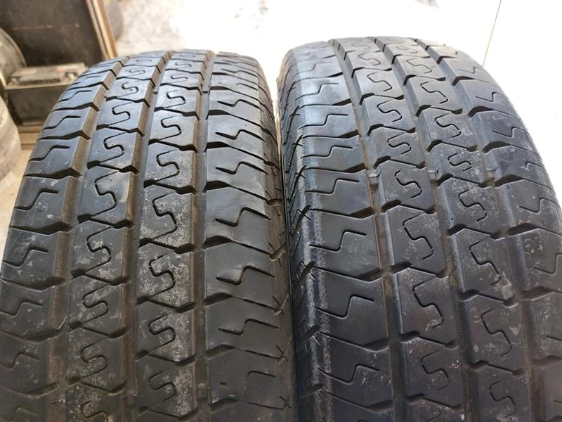 Гуми Летни 215/75R16, снимка 1 - Гуми и джанти - 36790301