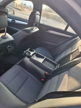 Mercedes-Benz C 220 AMG, снимка 15