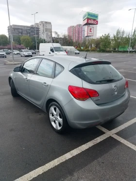 Opel Astra 1.4i, снимка 2