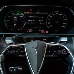 Audi E-Tron 55 Quattro, снимка 15