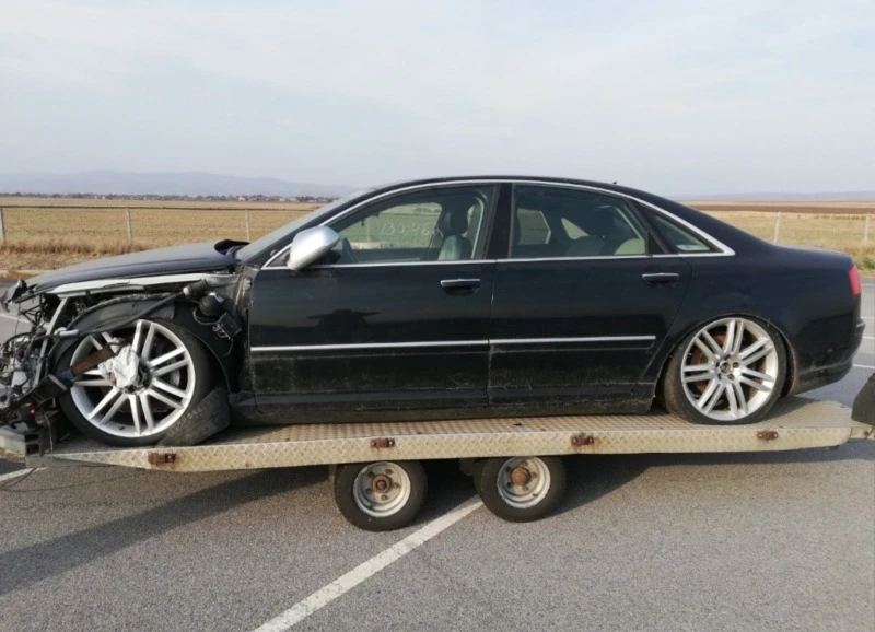 Audi S8, снимка 5 - Автомобили и джипове - 46450540