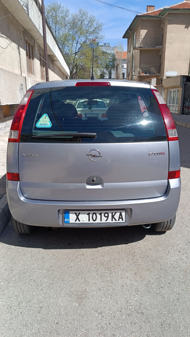 Opel Meriva 1.7 CDTI, снимка 13 - Автомобили и джипове - 45025341