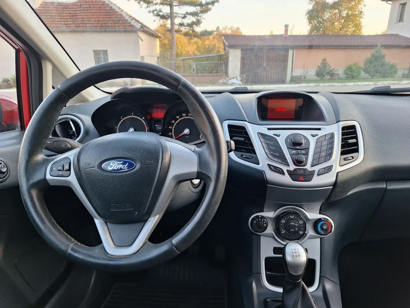 Ford Fiesta 1.4 D, снимка 12 - Автомобили и джипове - 47738957