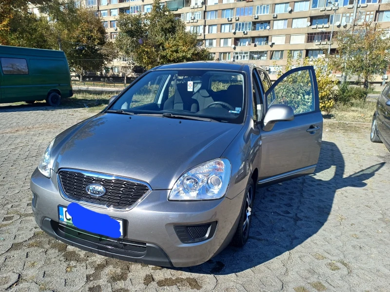 Kia Carens, снимка 1 - Автомобили и джипове - 48030737