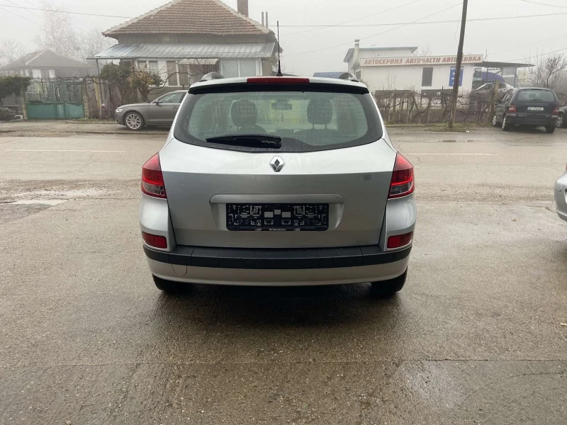 Renault Clio 1.5 DCI, снимка 5 - Автомобили и джипове - 48592962