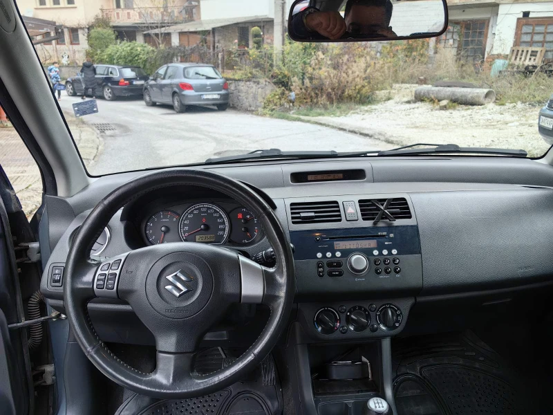 Suzuki Swift, снимка 9 - Автомобили и джипове - 52358503