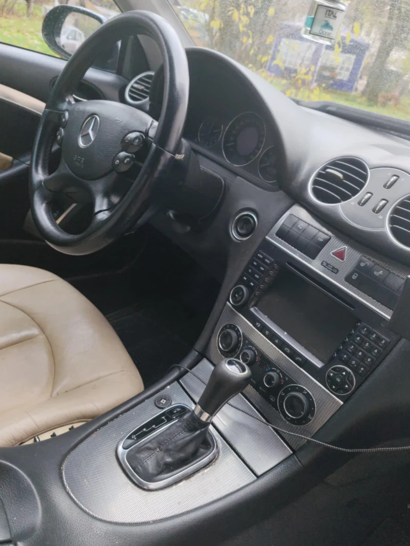 Mercedes-Benz CLK, снимка 3 - Автомобили и джипове - 52597287