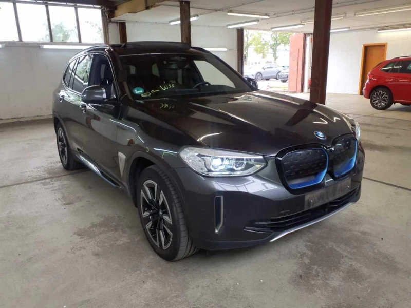 BMW iX3  Inspiring , снимка 2 - Автомобили и джипове - 52704850