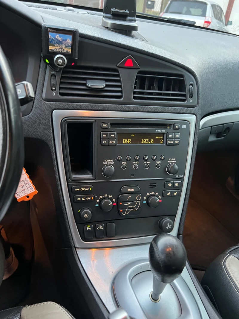 Volvo S60, снимка 5 - Автомобили и джипове - 52711916