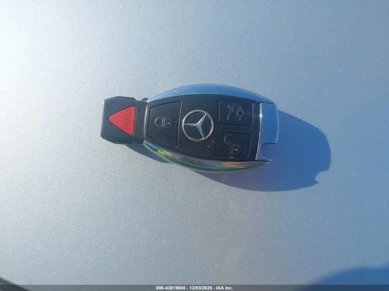 Mercedes-Benz S 550 * CARFAX * БЕЗ ПЪРВОНАЧАЛНА ВНОСКА, снимка 11 - Автомобили и джипове - 52843048