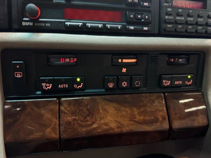 BMW 740 IL С РЕГИСТРАЦИЯ & АВТО КРЕДИТ , снимка 12 - Автомобили и джипове - 53394132