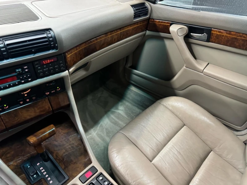 BMW 740 IL С РЕГИСТРАЦИЯ & АВТО КРЕДИТ , снимка 11 - Автомобили и джипове - 53394132