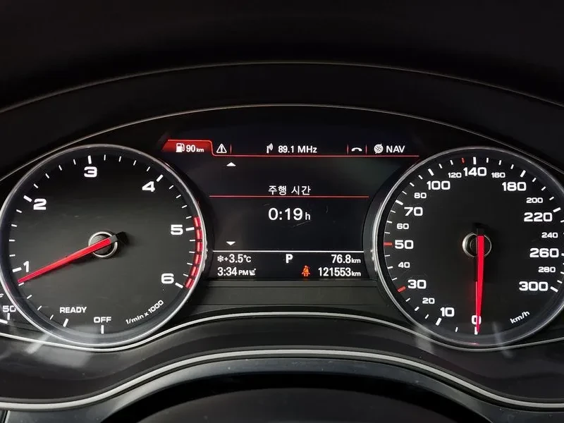 Audi A6, снимка 8 - Автомобили и джипове - 54561262