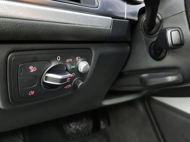 Audi A6, снимка 16 - Автомобили и джипове - 54561262
