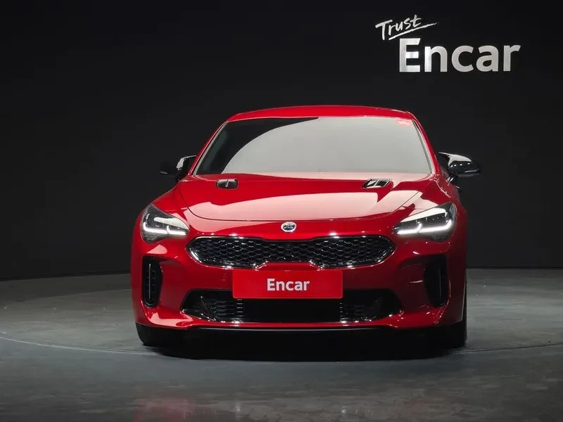 Kia Stinger 2.0 Turbo 2Wd Dream Edition, снимка 3 - Автомобили и джипове - 55016113