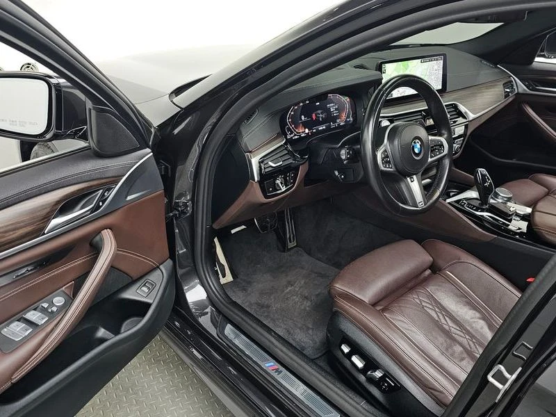 BMW 523 523d M Sport| 190к.с.| ВКЛ.ТЕХНОТЕСТ, снимка 9 - Автомобили и джипове - 55441610