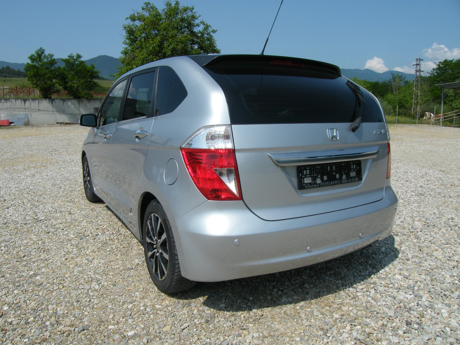 Honda Fr-v 1.7i GAZ инжекцион - изображение 5