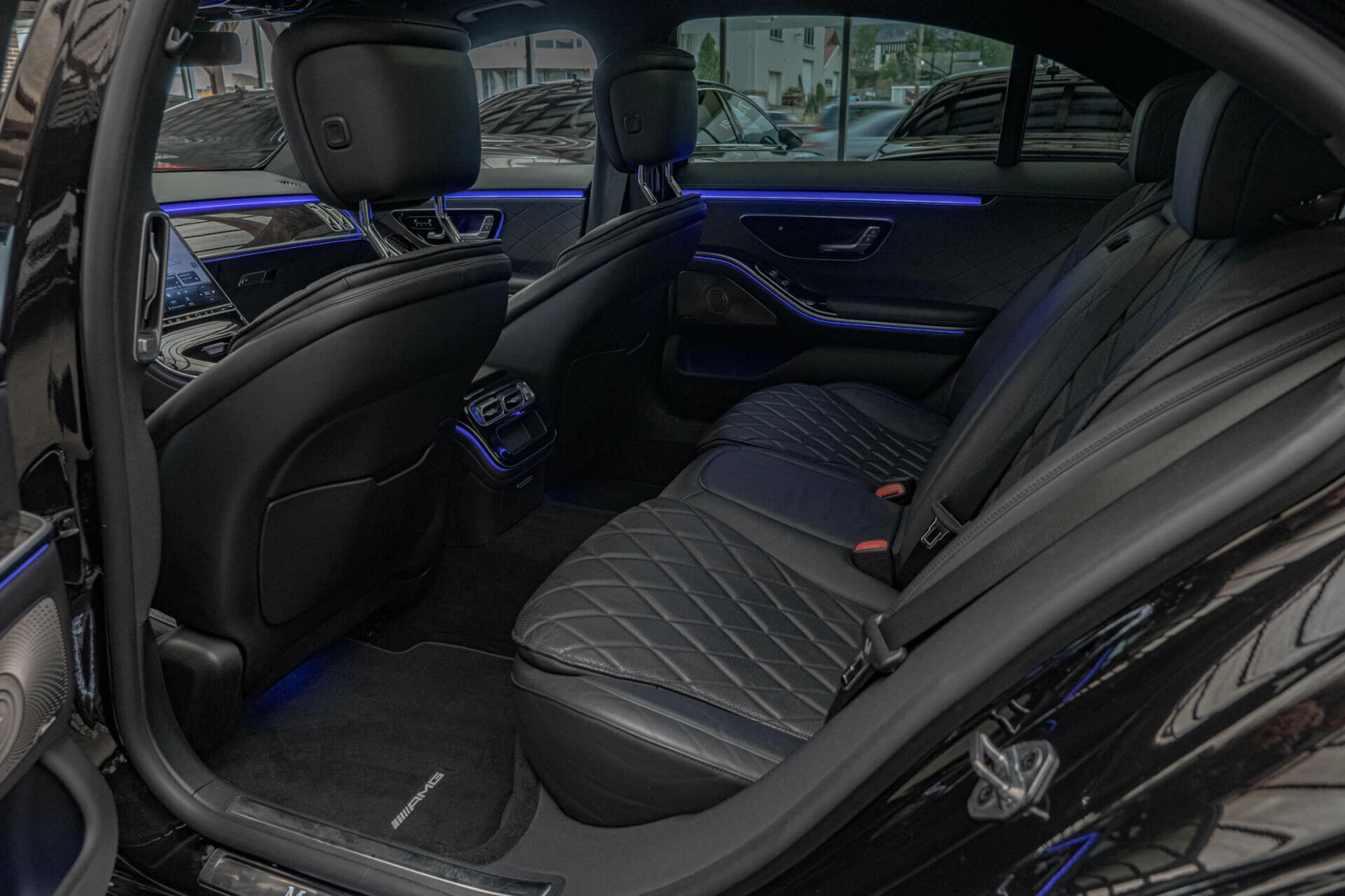 Mercedes-Benz S 400 d/4Matic/MultiBeam/Обдухване/Burmester/Амбиент/Пан - изображение 9