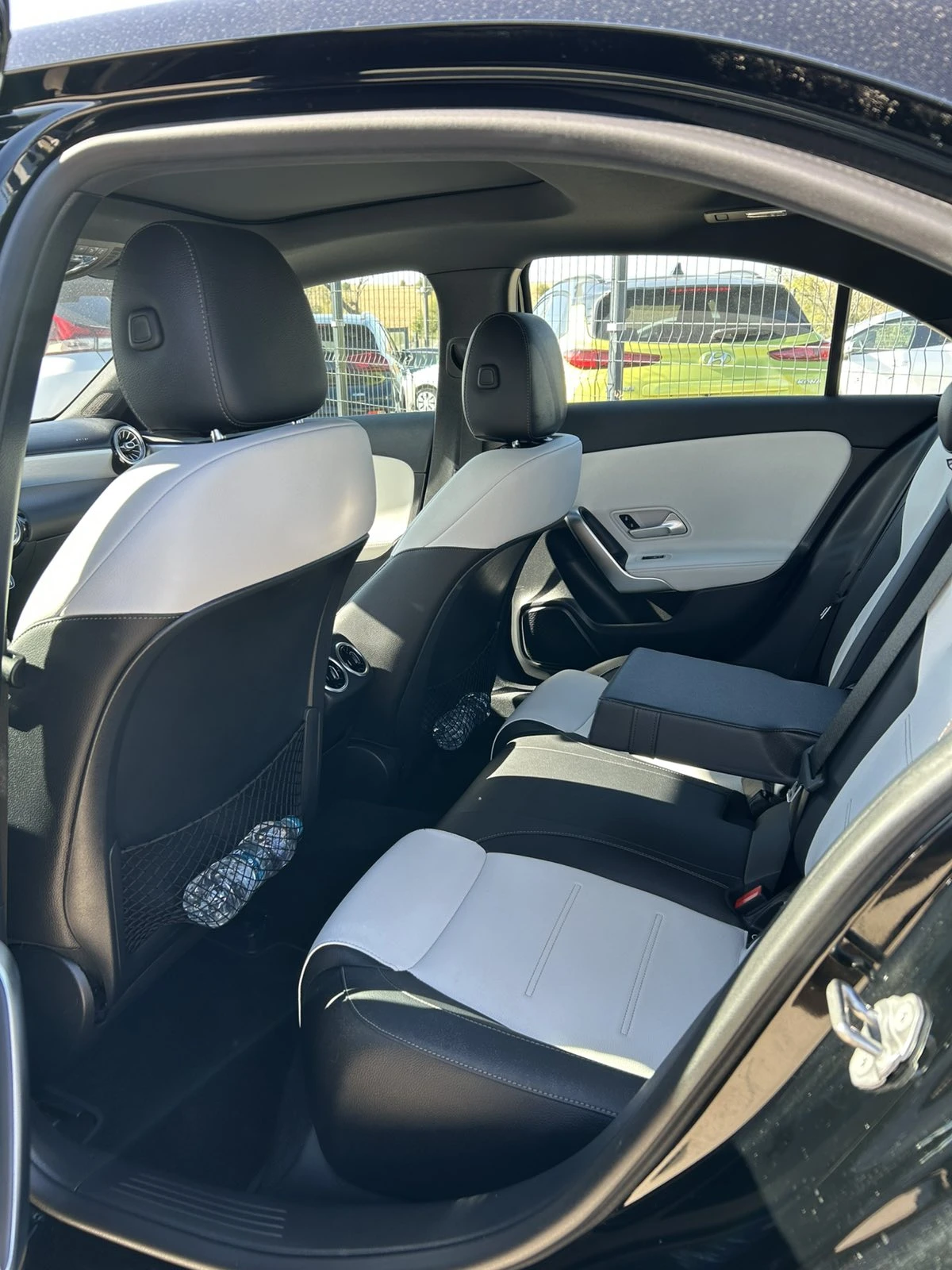 Mercedes-Benz A 35 2020 Mercedes-Benz A-Class - изображение 8