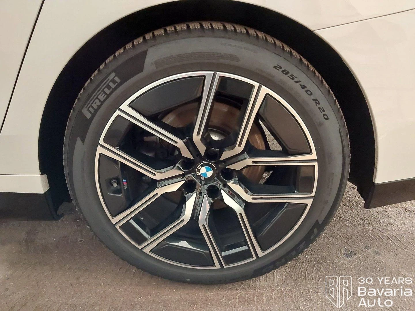 BMW 740 d xDrive M Sport Paket Sportautomatic | Mobile.bg   13