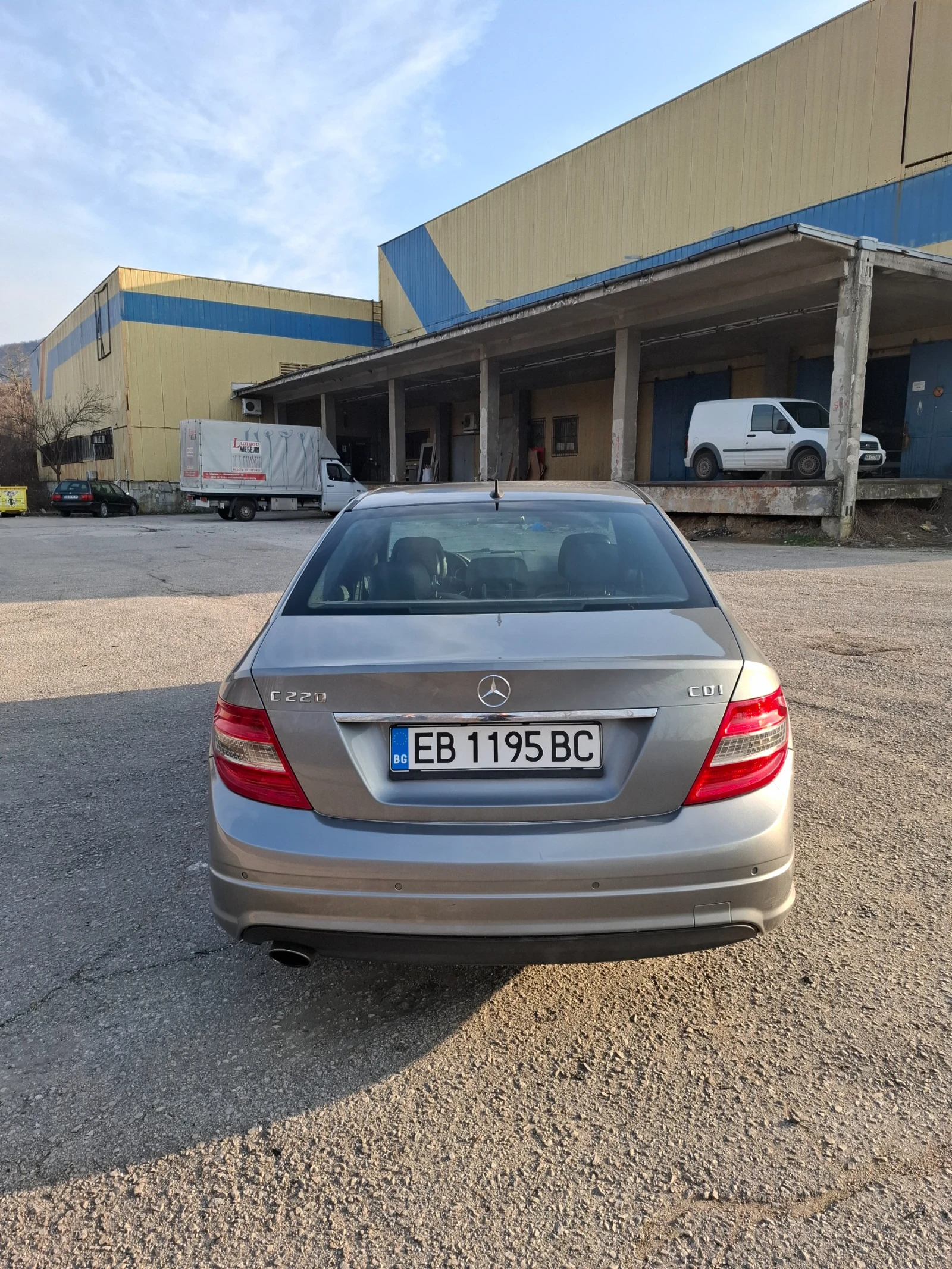 Mercedes-Benz C 220 AMG, снимка 10 - Автомобили и джипове - 53728245