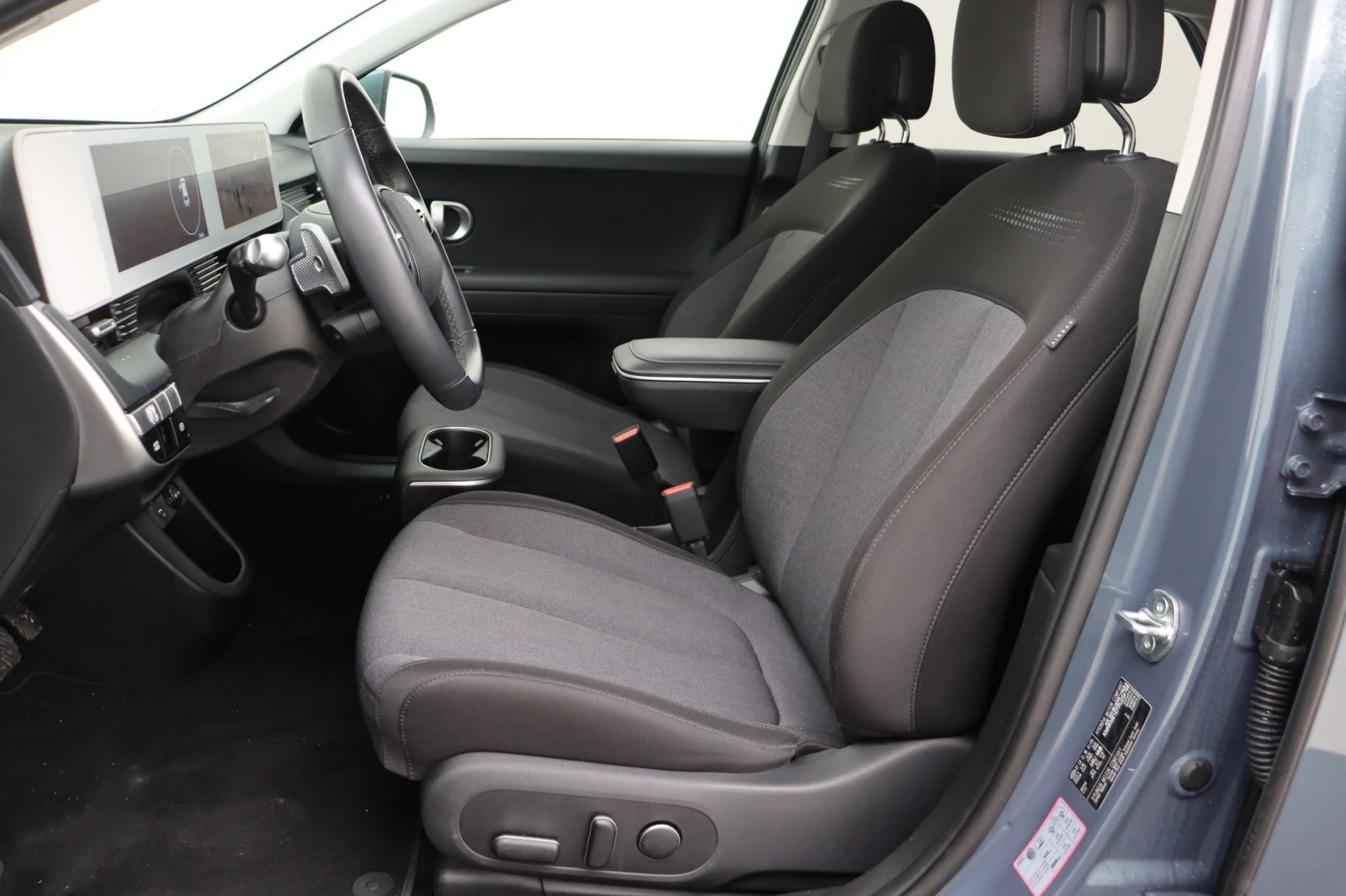 Hyundai Ioniq 5 Core, снимка 8 - Автомобили и джипове - 53984052