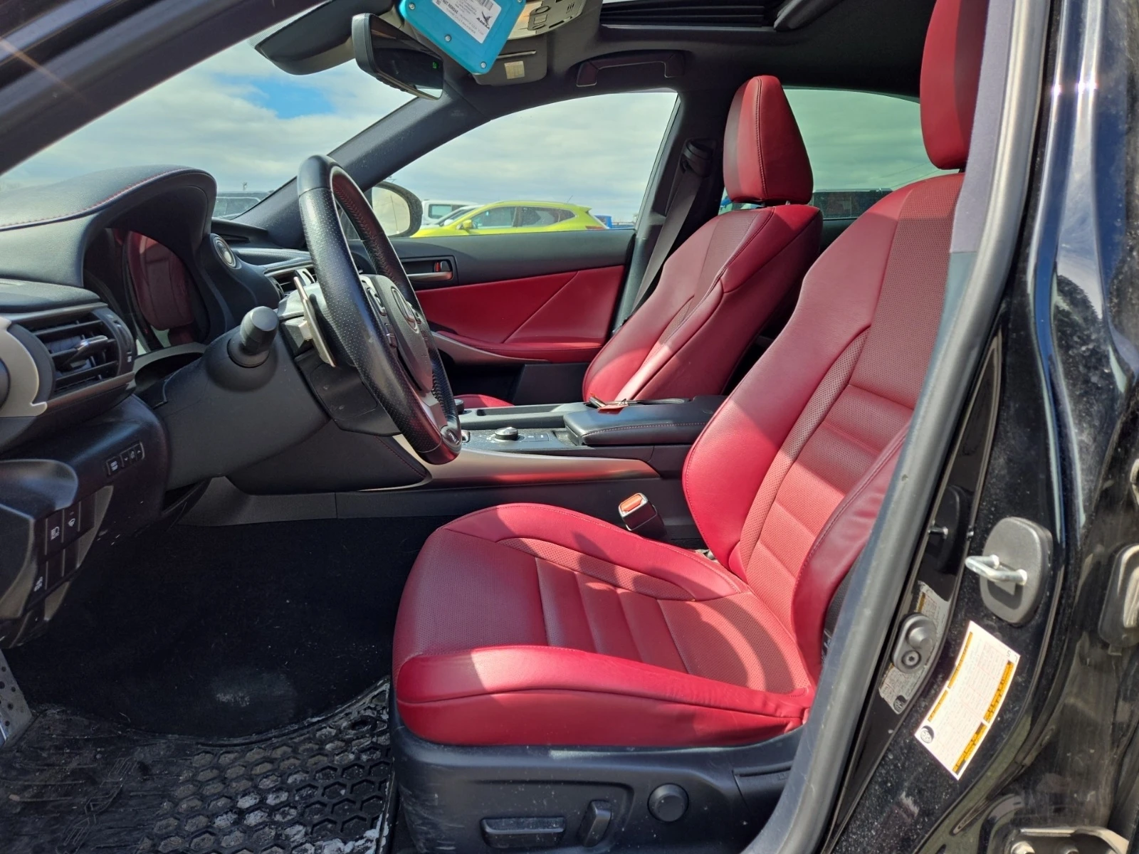 Lexus IS 300 F SPORT * * CARFAX * * ���� ������ * *  | Mobile.bg � ����������� 5