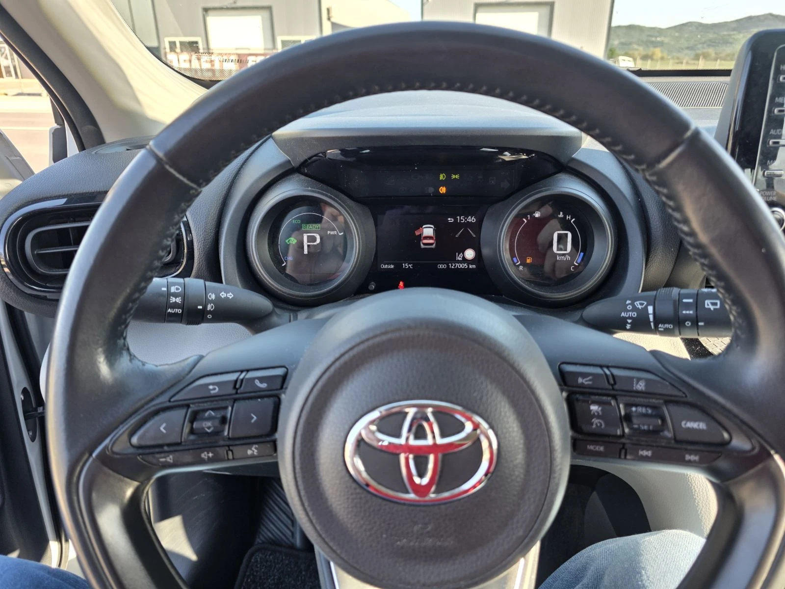 Toyota Yaris Cross 1.5 Hybrid e-CVT ���������| ������| ������ | Mobile.bg � ����������� 12