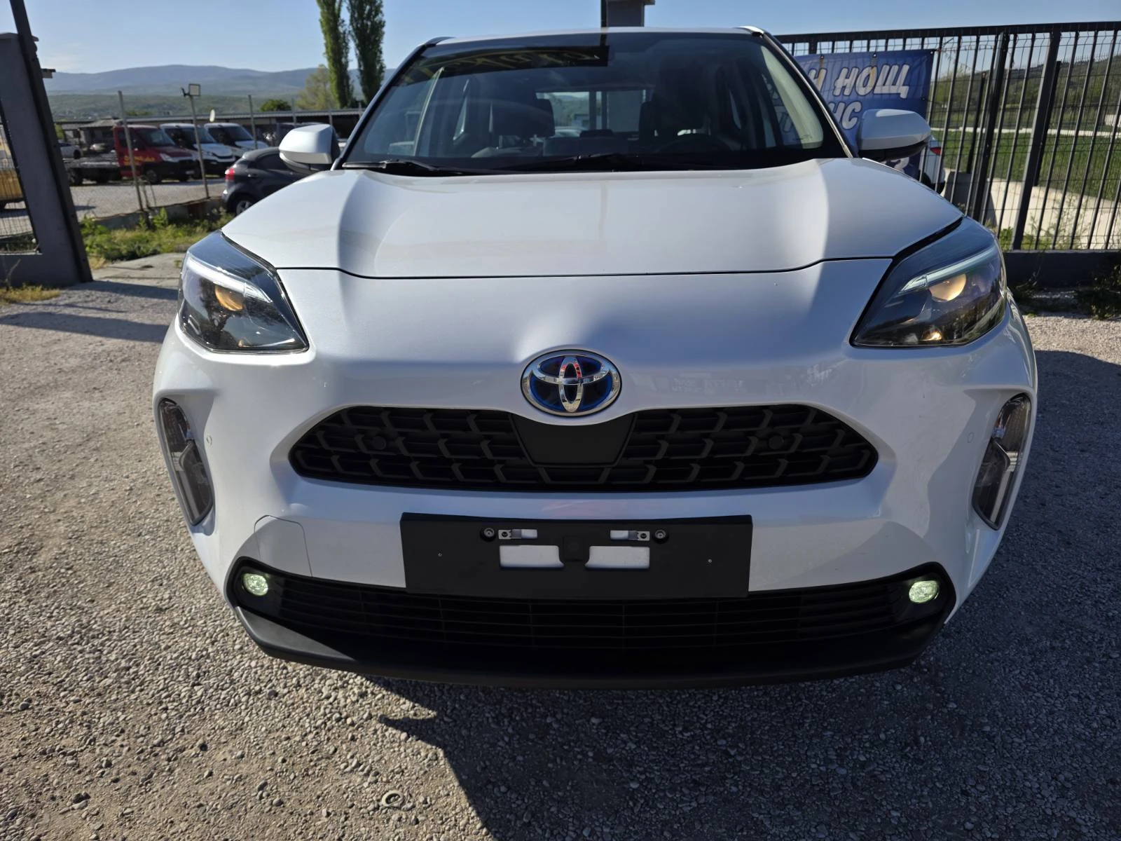 Toyota Yaris Cross 1.5 Hybrid e-CVT ���������| ������| ������ | Mobile.bg � ����������� 2