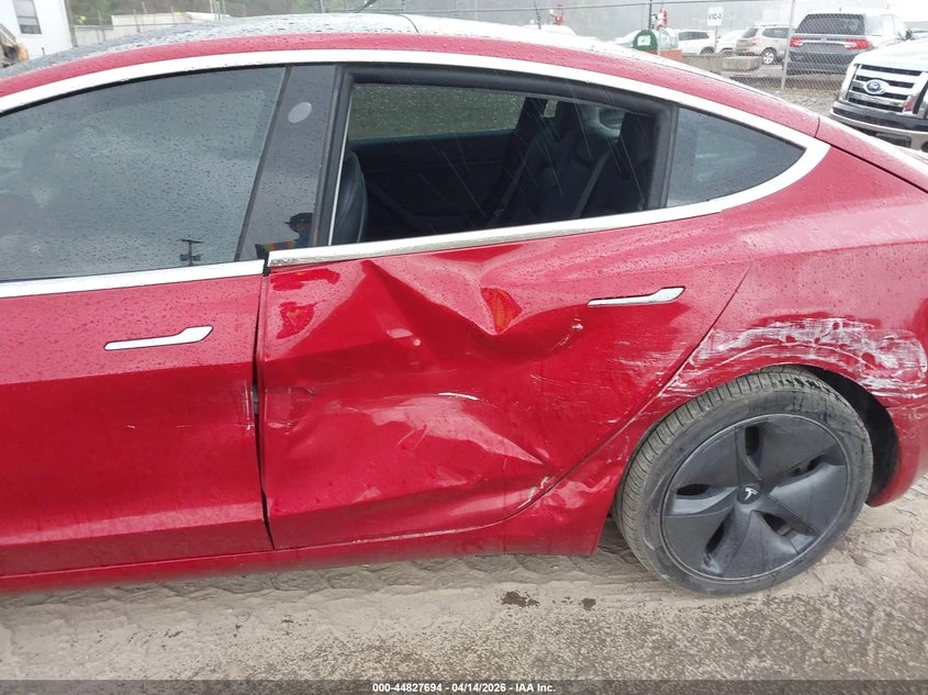 Tesla Model 3 Long Range/Performance, снимка 6 - Автомобили и джипове - 54435741