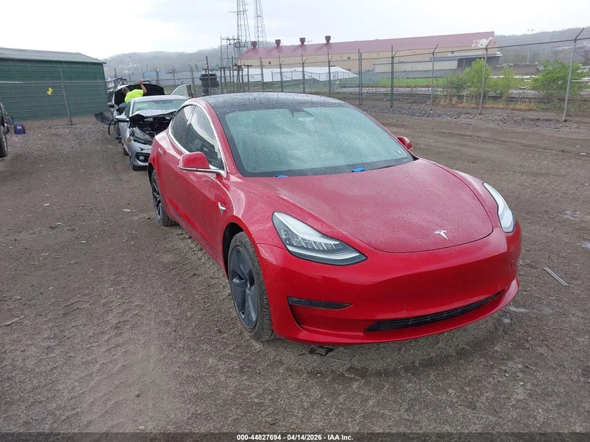 Tesla Model 3 Long Range/Performance