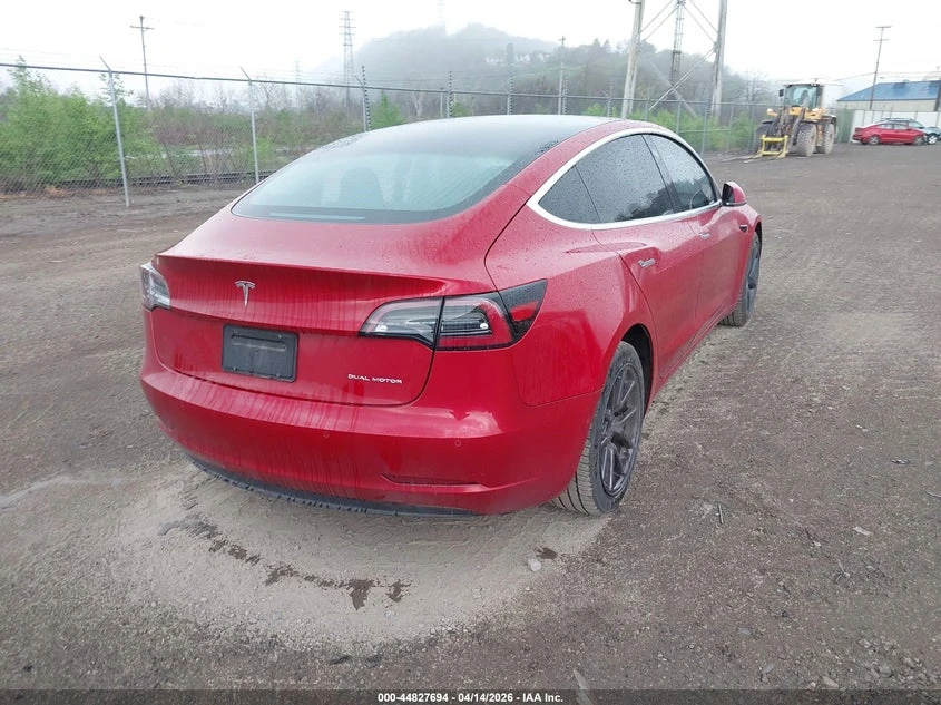 Tesla Model 3 Long Range/Performance, снимка 4 - Автомобили и джипове - 54435741