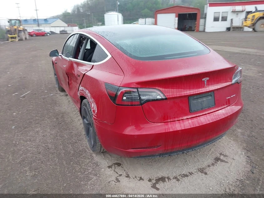 Tesla Model 3 Long Range/Performance, снимка 3 - Автомобили и джипове - 54435741