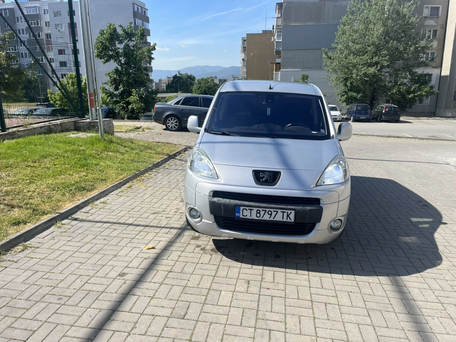 Peugeot Partner 1.6 hdi 90 k.s, снимка 3 - Автомобили и джипове - 54592490