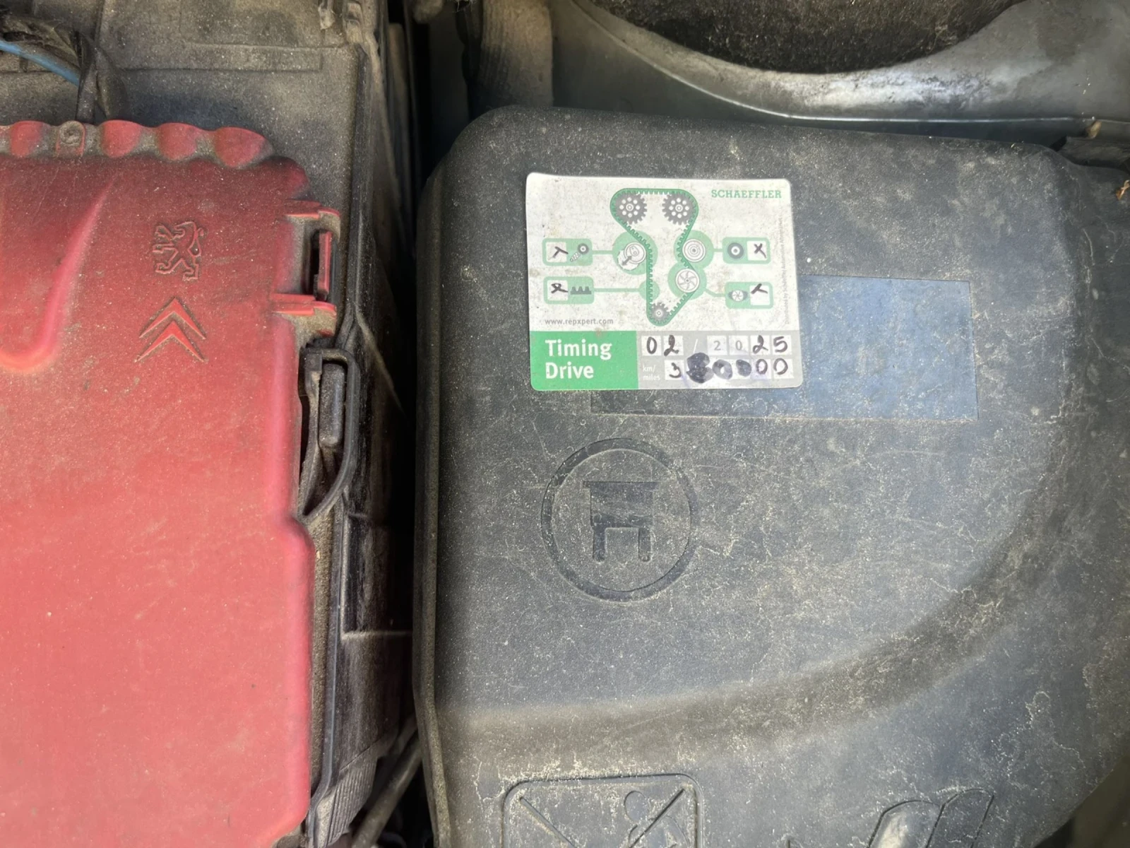 Peugeot Partner 1.6 hdi 90 k.s, снимка 11 - Автомобили и джипове - 54592490