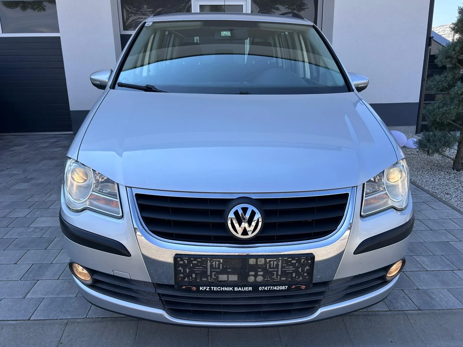 VW Touran 1.9d 105кс