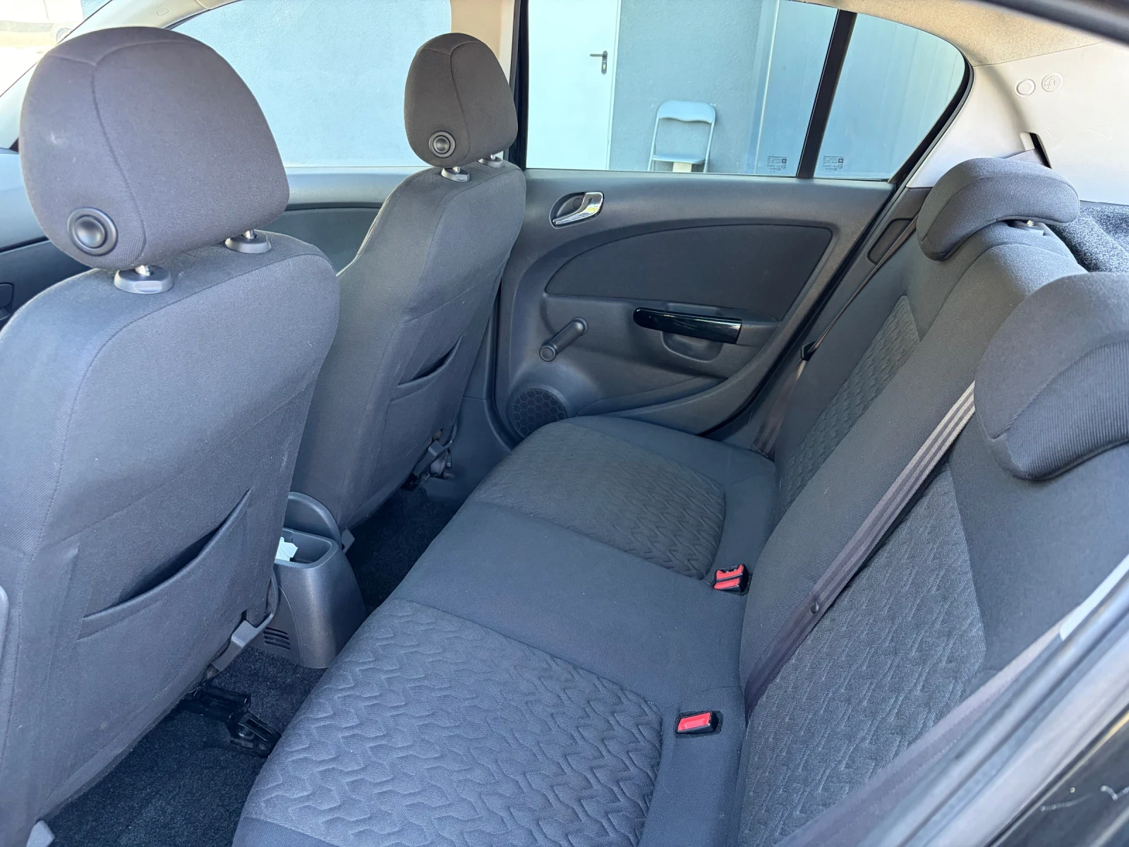 Opel Corsa 1.2i GAZ, снимка 13 - Автомобили и джипове - 54731347