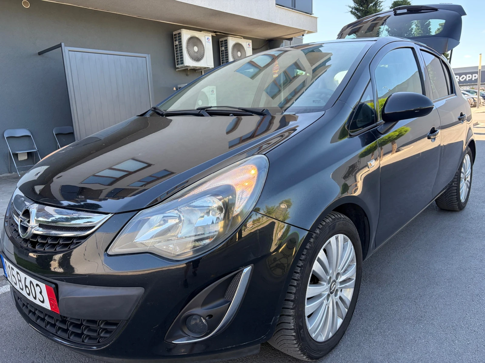 Opel Corsa 1.2i GAZ, снимка 10 - Автомобили и джипове - 54731347
