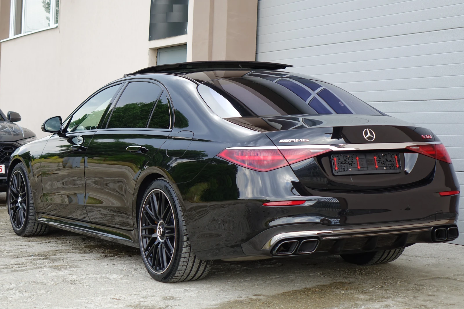 Mercedes-Benz S 63 AMG CARBON* CERAMIC BRAKE* BURM* PANO* 360* , снимка 6 - Автомобили и джипове - 54816940