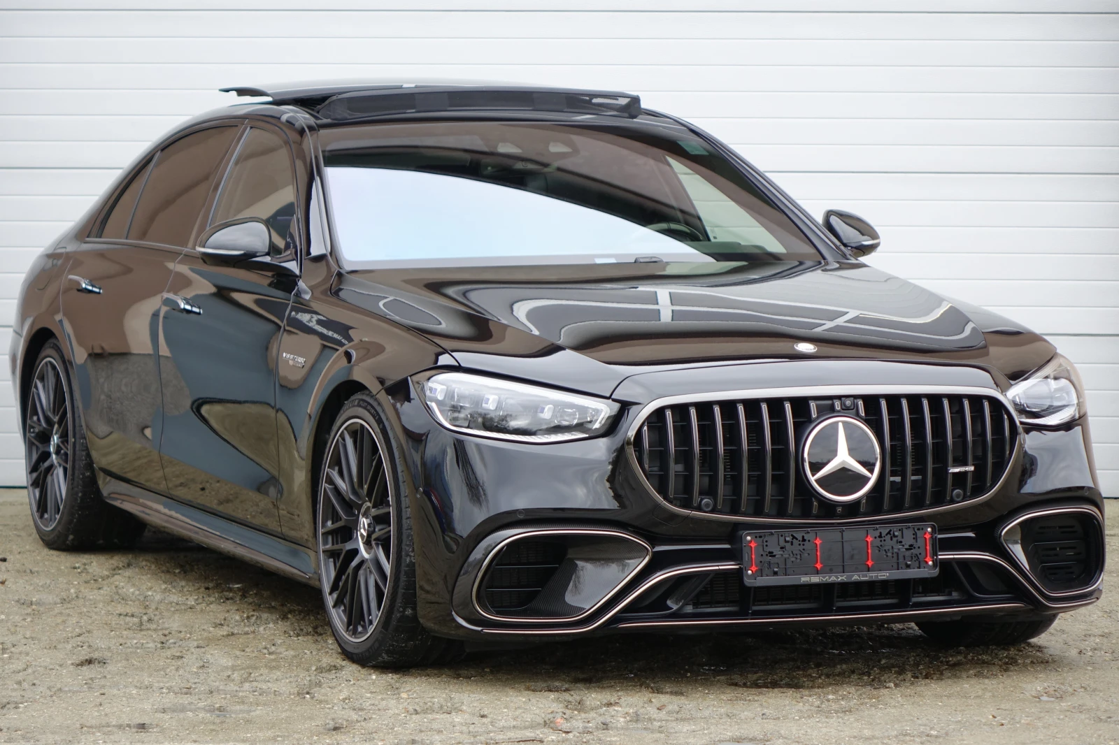 Mercedes-Benz S 63 AMG * CARBON* BURM* PANO* 360* 3TV* 
