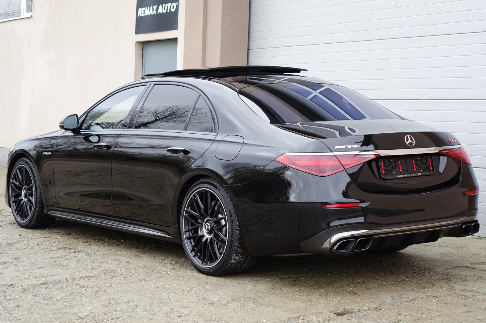 Mercedes-Benz S 63 AMG * CARBON* BURM* PANO* 360* 3TV* , снимка 6 - Автомобили и джипове - 54816940