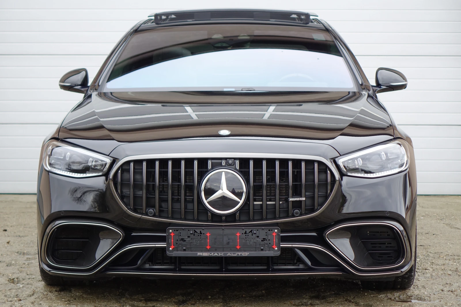 Mercedes-Benz S 63 AMG * CARBON* BURM* PANO* 360* 3TV* , снимка 2 - Автомобили и джипове - 54816940