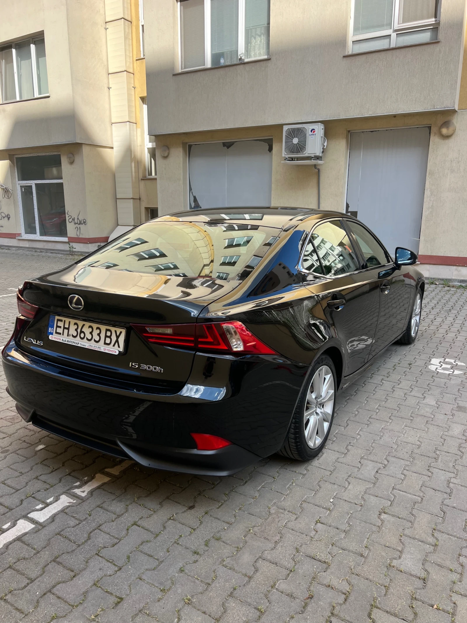 Lexus IS 300 Lexus IS300h 2.5 Hybrid Пълна Сервизна История, снимка 6 - Автомобили и джипове - 54972457