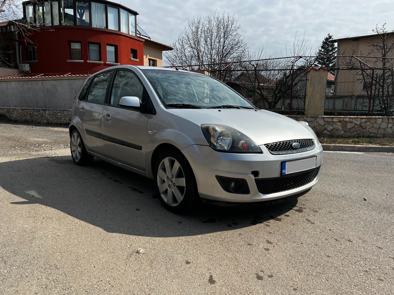 Ford Fiesta 1.4 Duratorq TDCi 68 к.с., снимка 7 - Автомобили и джипове - 55008136