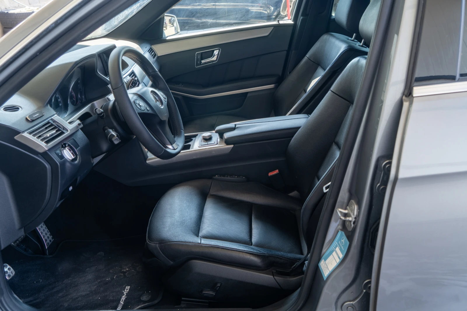 Mercedes-Benz E 350 D = 4MATIC = V6 = COMBI = TOP = ЛИЗИНГ, снимка 8 - Автомобили и джипове - 55633197