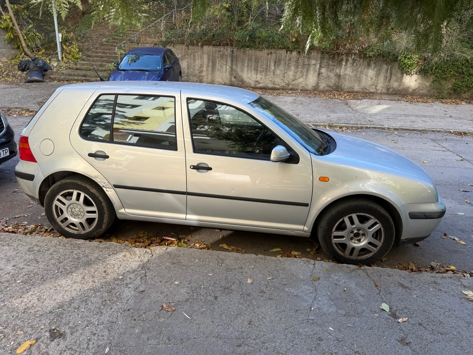 VW Golf 1.9 90к.с, снимка 3 - Автомобили и джипове - 56710960
