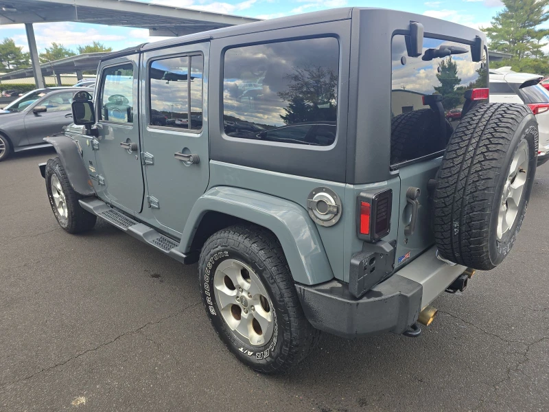 Jeep Wrangler UNLIMITED SAHARA, снимка 4 - Автомобили и джипове - 47674339