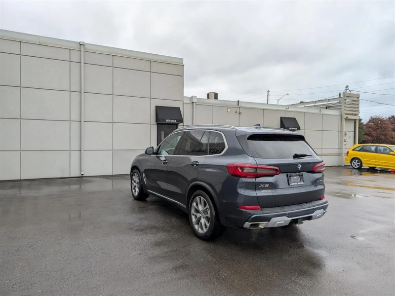 BMW X5 * АВТО КРЕДИТ* ЦЕНА ДО БГ * СЕРВИЗНА ИСТОРИЯ * , снимка 3 - Автомобили и джипове - 52830421